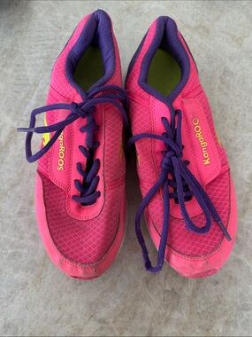 kangaROOS Pink Sneakers with Purple Laces
